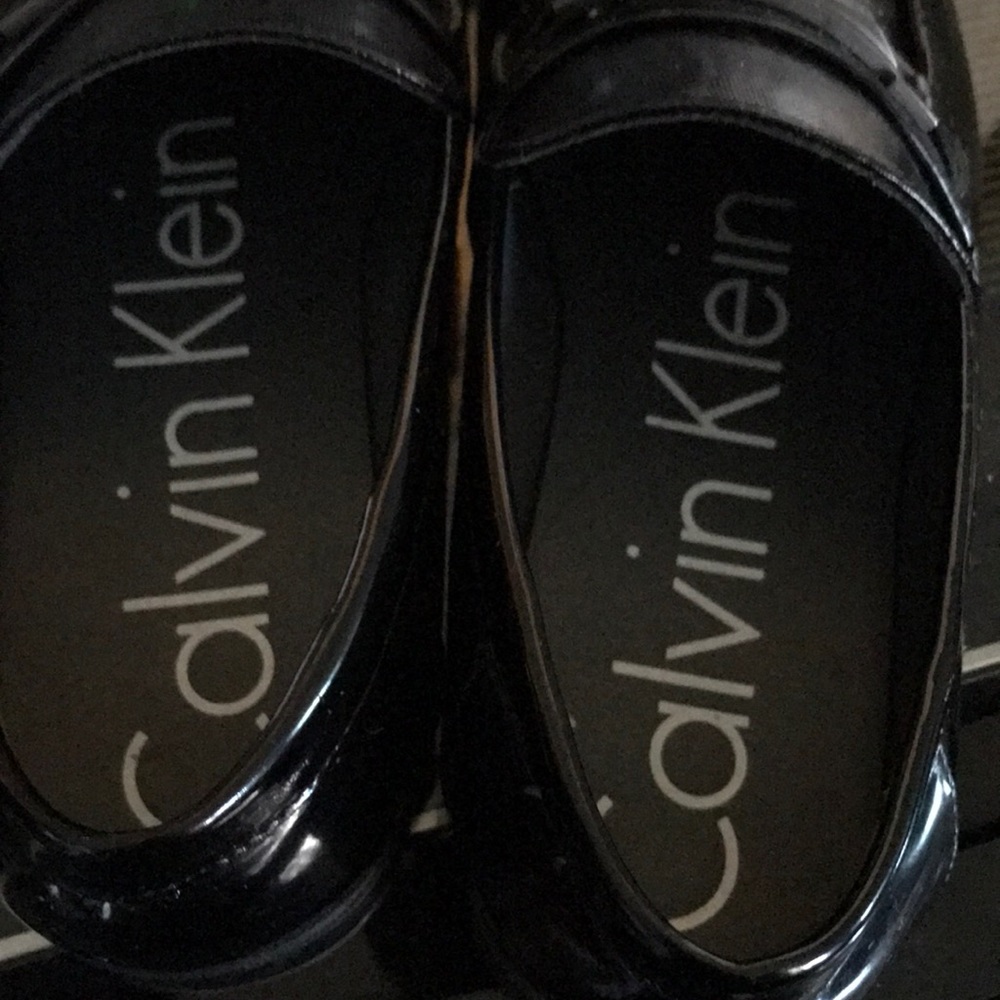 Shoes - Picture 5 of 6